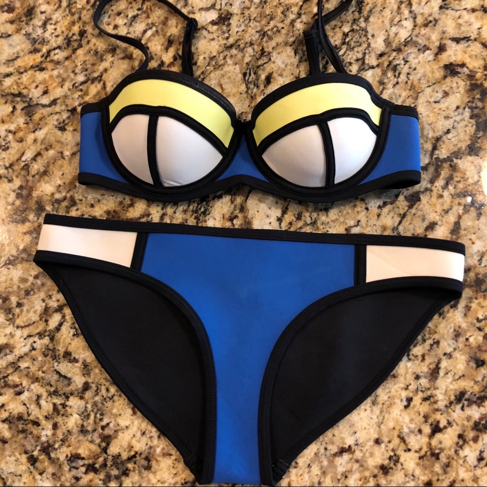 Triangl balconette set